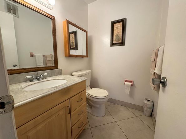 5300 Washington Street I105, Hollywood FL 33021