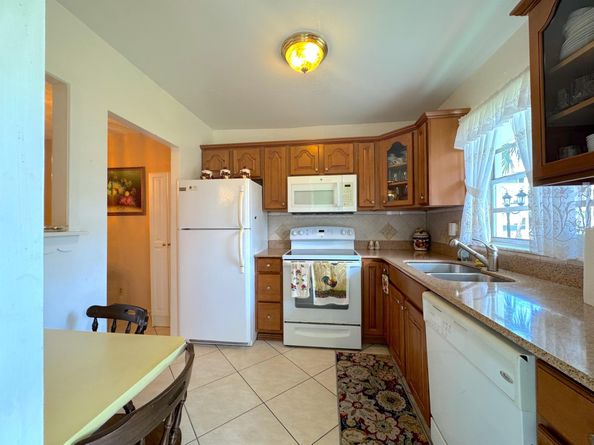 5300 Washington Street I105, Hollywood FL 33021