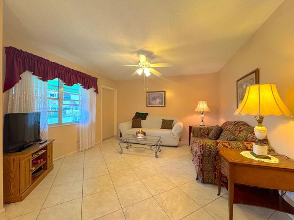 5300 Washington Street I105, Hollywood FL 33021