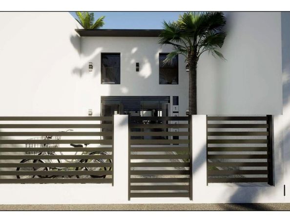 1941 NE 123rd St, North Miami FL 33181