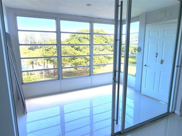 2650 S Course Dr 505, Pompano Beach FL 33069