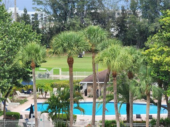 2650 S Course Dr 505, Pompano Beach FL 33069