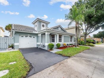 5371 NW 41st Way