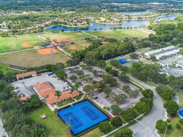 5371 NW 41st Way, Coconut Creek FL 33073