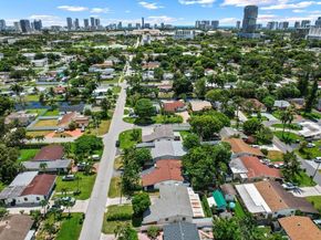 309 SW 7th Street, Hallandale Beach FL 33009