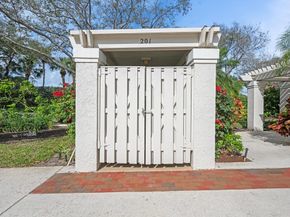 3971 Schooner Pointe Drive 201, Jupiter FL 33477