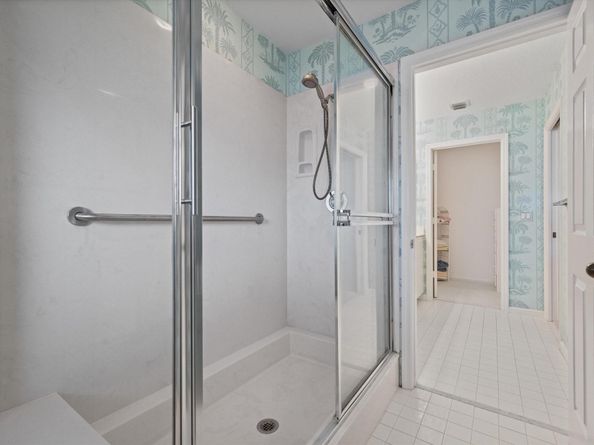3971 Schooner Pointe Drive 201, Jupiter FL 33477