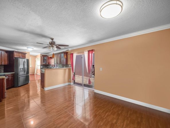 10361 NW 11th Ct, Plantation FL 33322