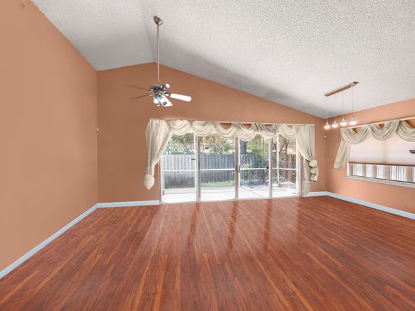 10361 NW 11th Ct, Plantation FL 33322