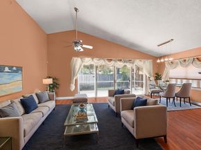 10361 NW 11th Ct, Plantation FL 33322