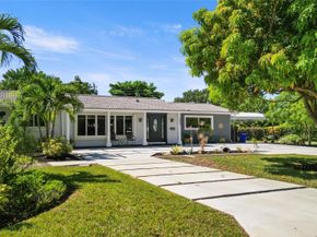 1600 Yale Dr, Hollywood FL 33021