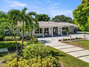 1600 Yale Dr, Hollywood FL 33021