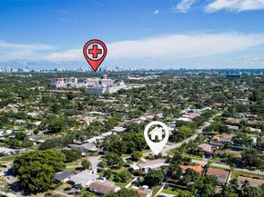 1600 Yale Dr, Hollywood FL 33021