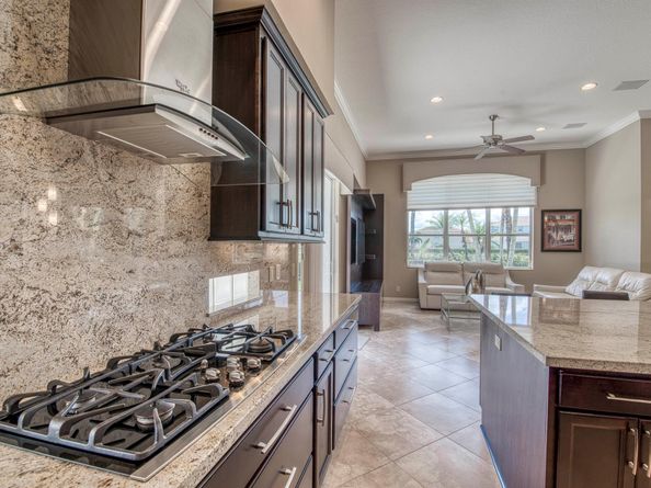 113 La Vida Court, Palm Beach Gardens FL 33418