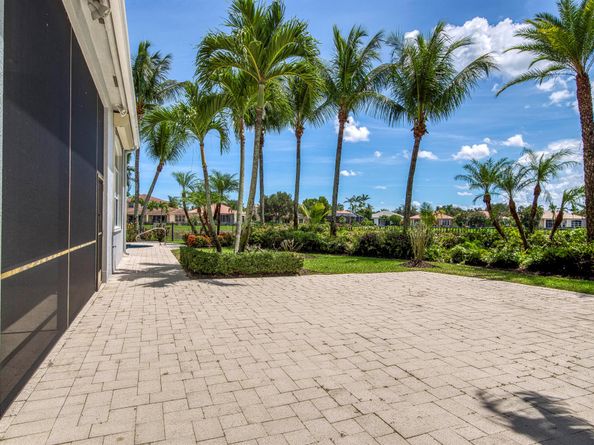 113 La Vida Court, Palm Beach Gardens FL 33418