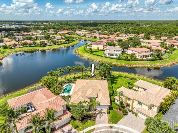 113 La Vida Court, Palm Beach Gardens FL 33418