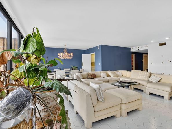 2275 S Ocean Boulevard 204n, Palm Beach FL 33480