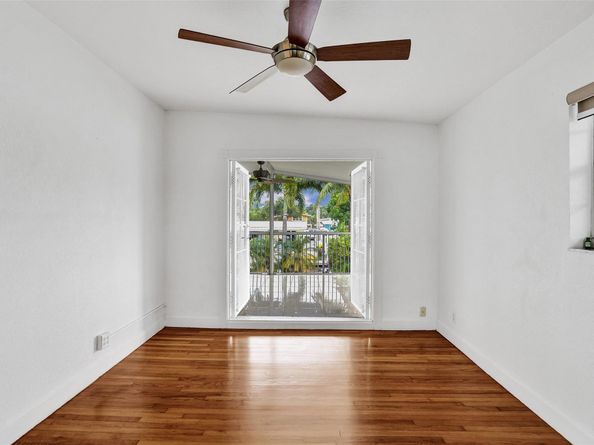 2542 Marathon Ln, Fort Lauderdale FL 33312
