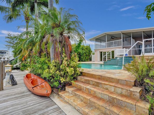 2542 Marathon Ln, Fort Lauderdale FL 33312