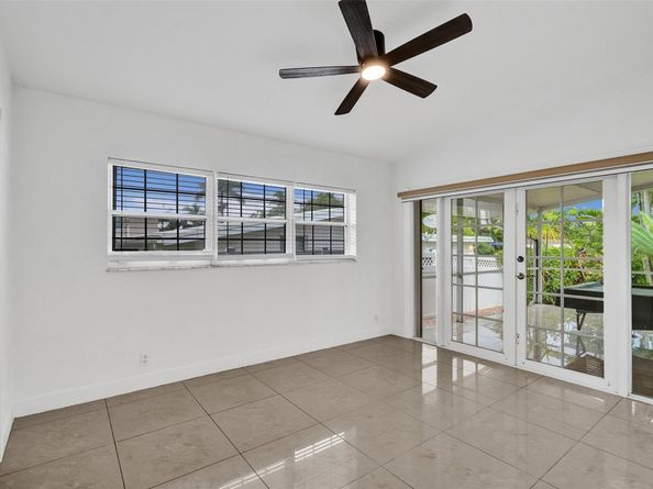 2542 Marathon Ln, Fort Lauderdale FL 33312