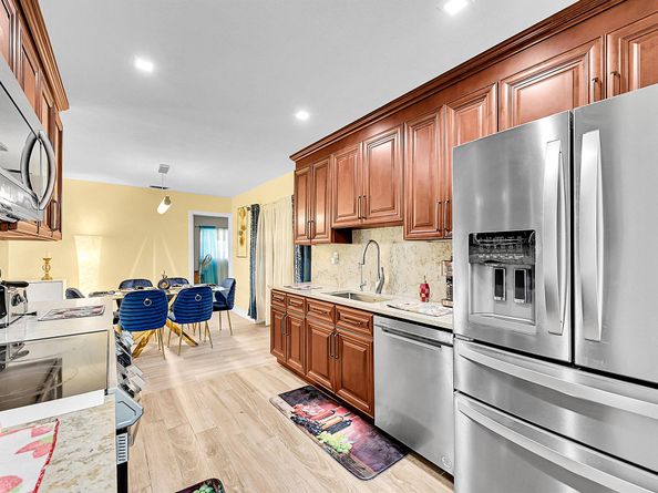 4189 NW 52nd Avenue, Lauderdale Lakes FL 33319