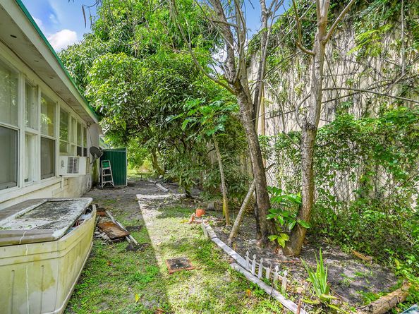 4189 NW 52nd Avenue, Lauderdale Lakes FL 33319