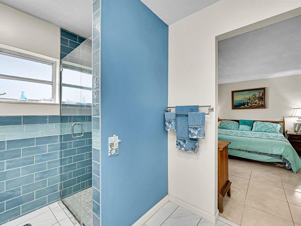4189 NW 52nd Avenue, Lauderdale Lakes FL 33319