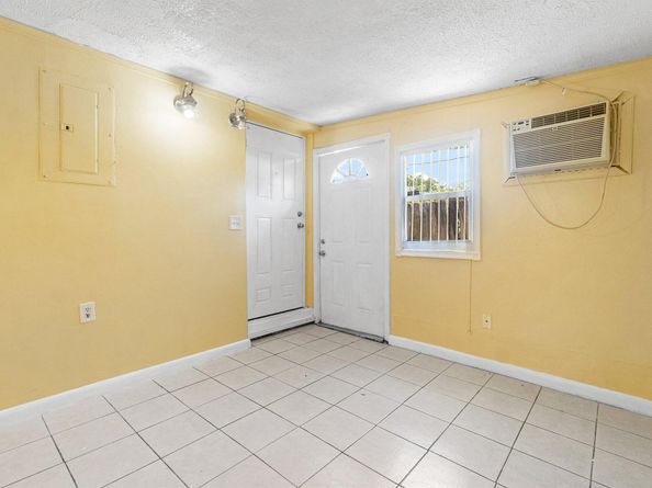 1228 Highview Road, Lake Worth FL 33462
