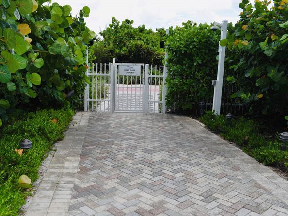 Undisclosed Address #FX-10518978, Miami Beach FL 33141