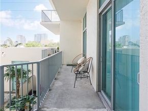 2100 Van Buren St 308, Hollywood FL 33020