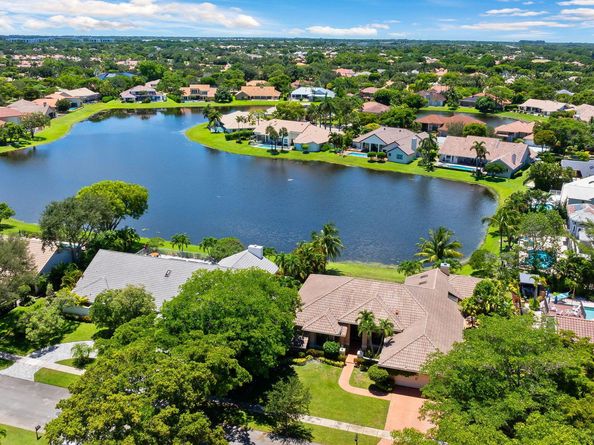 4885 Regency Court, Boca Raton FL 33434