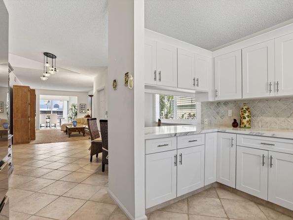 6806 Via Regina, Boca Raton FL 33433