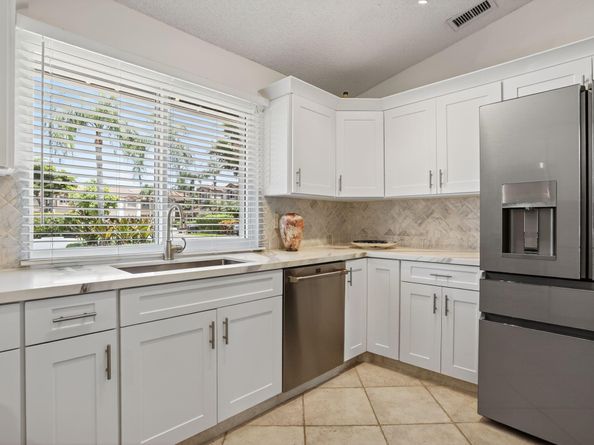 6806 Via Regina, Boca Raton FL 33433