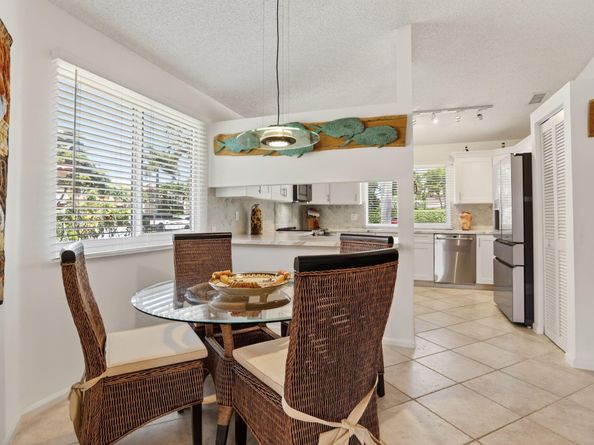 6806 Via Regina, Boca Raton FL 33433