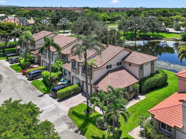 6806 Via Regina, Boca Raton FL 33433