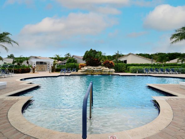 7335 Sterling Falls Lane, Boynton Beach FL 33437