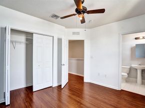 1033 NE 17th Way 902, Fort Lauderdale FL 33304