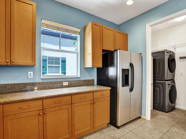 1033 NE 17th Way 902, Fort Lauderdale FL 33304