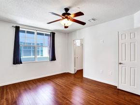 1033 NE 17th Way 902, Fort Lauderdale FL 33304