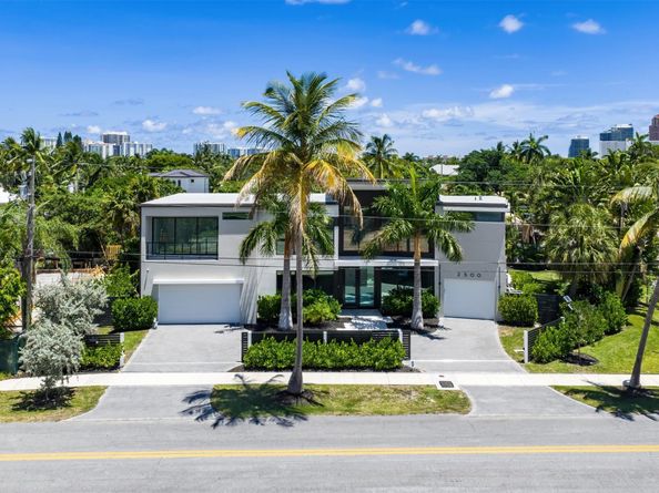 2500 Middle River Drive, Fort Lauderdale FL 33305