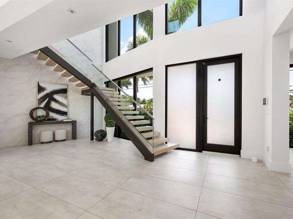2500 Middle River Drive, Fort Lauderdale FL 33305