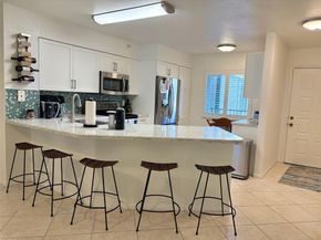 2112 S Cypress Bend Dr 203, Pompano Beach FL 33069