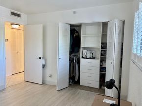 2112 S Cypress Bend Dr 203, Pompano Beach FL 33069
