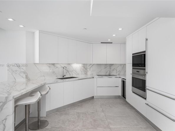 1800 Sunset Harbour Drive 1515, Miami Beach FL 33139