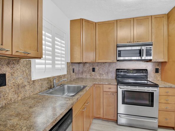 502 Osprey Drive 20b, Delray Beach FL 33444