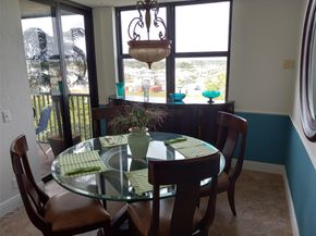 105 Lake Emerald Dr 711, Oakland Park FL 33309