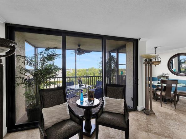 105 Lake Emerald Dr 711, Oakland Park FL 33309