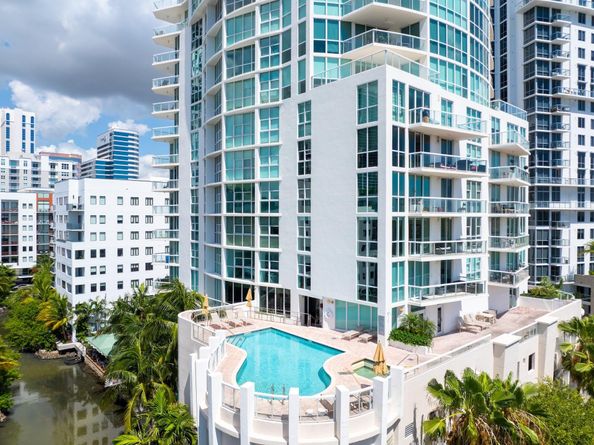 111 SE 8th Ave 1501, Fort Lauderdale FL 33301