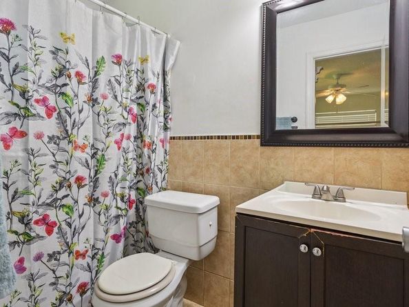 6708 NW 57th Dr, Tamarac FL 33321