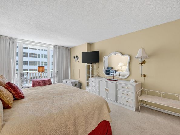 4020 Galt Ocean Dr 1102, Fort Lauderdale FL 33308